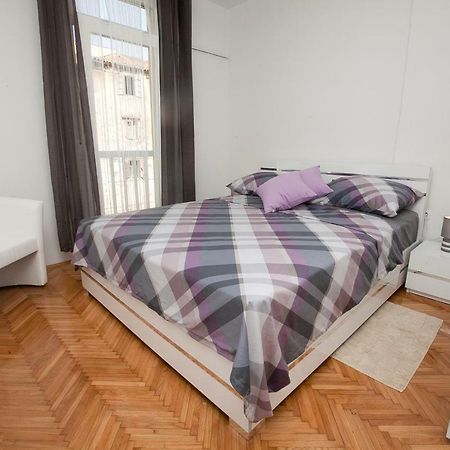 Downtown Apartment Kole ซาดาร์ ภายนอก รูปภาพ