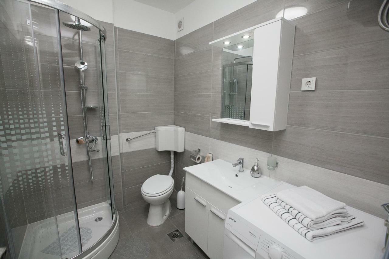 Downtown Apartment Kole ซาดาร์ ภายนอก รูปภาพ
