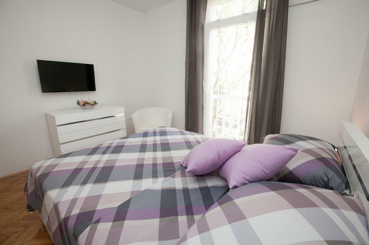 Downtown Apartment Kole ซาดาร์ ภายนอก รูปภาพ